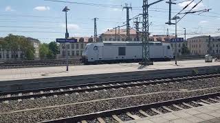 Bombardier diesel Locomotive passing through the Station Dresden Neustadt [upl. by Milon666]