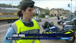 Sécurité  La Gendarmerie recrute [upl. by Yrdnal220]