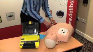 Stryker Medtronic Physio Control Lifepak 15 Defibrillator [upl. by Tamberg]