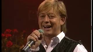 22 Benny Neyman  Griekse Medley Live 10 Jaar Theaterconcerten [upl. by Nidnerb]