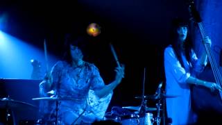 Jack White  My Doorbell  Live  The Shrine Auditorium 81112 in HD [upl. by Nwahsit]