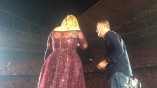 Man proposes to girlfriend during Taylor Swift concert  Viral Wedding Proposal [upl. by Berstine]