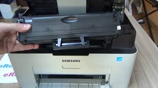 Samsung Xpress SLM2070  SLM2070F  Replacing the Toner Cartridge [upl. by Calvert121]