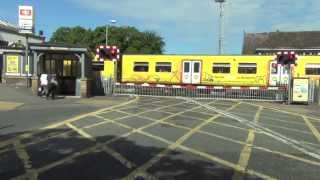 Birkdale Level Crossing [upl. by Hildagard]