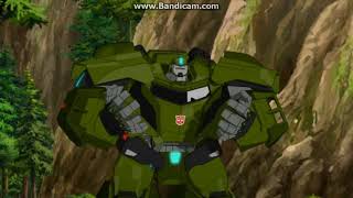 Transformers RID 2015 Bulkhead vs Grimlock [upl. by Wehttan]