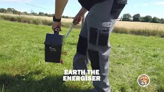 How To Install an Electric Fence in 1 Minute 2021 [upl. by Jacklin]