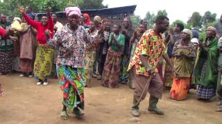 Traditional Rwandan Dance [upl. by Morganstein901]