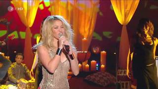 Shakira  Gypsy Live Wetten Dass 270310 [upl. by Lejna]