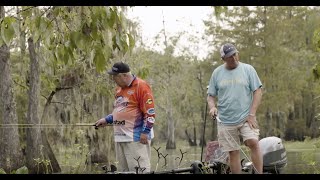 Huge Crappie Slabs in the Swamps of Santee Cooper SC with Whitey Outlaw and Russ Bailey [upl. by Tipton]