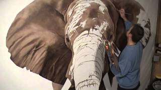 quotTemboquot the lifesize oil painting of an African elephant by wildlife artist Richard Symonds [upl. by Ynnek805]