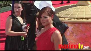 Debra Messing at 2009 PRIMETIME EMMY AWARDS [upl. by Nylecoj]